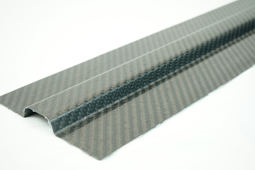 Ribbed Carbon Plate